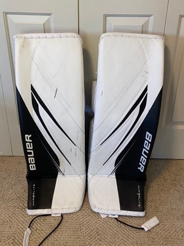 Like New Bauer hyperlite 2 pads