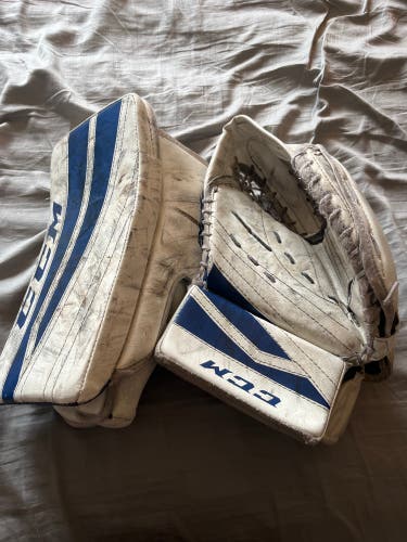 Signed By Chris Osgood Used CCM Regular Extreme Flex II 760