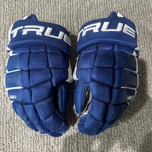 True hockey gloves