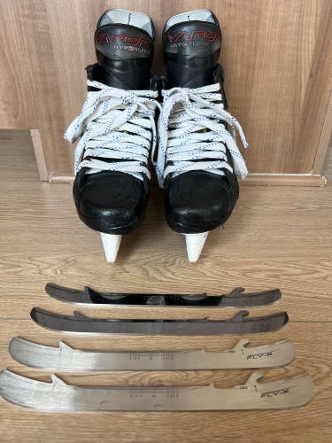 Used Senior Bauer Vapor Hyperlite 2 Hockey Skates 7.5