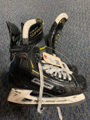 Used Senior Bauer Supreme 2S Pro Hockey Skates Regular Width Size 6.5