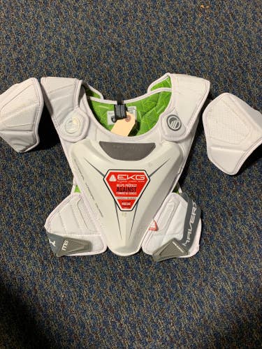 Used Small Adult Maverik M5 Shoulder Pads