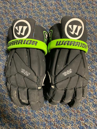 Black Used Warrior Evo Lacrosse Gloves Medium