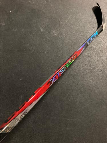 Intermediate CCM JetSpeed FT7 Hockey Stick Right Handed P90TM