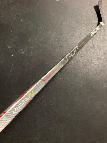 Used Senior Jakub Vrana Bauer Vapor Hyperlite Hockey Stick Left Hand Heel Pattern Pro Stock