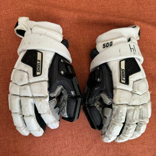 Used Stx Shield 500 Goalie gloves **Free shipping**Need gone**