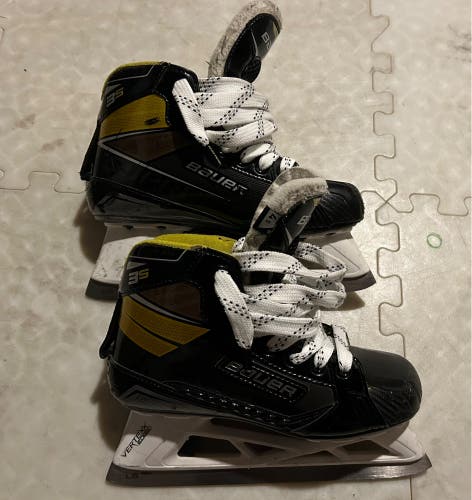 Used Regular Width Size 4.5 Bauer Supreme 3S Goalie Skates