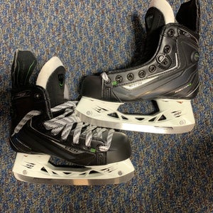 New Junior CCM RibCor 46K Pump Hockey Skates | Size 2