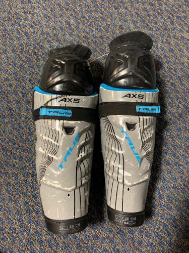 Used Junior True AX5 Shin Pads 12"