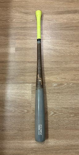 JR Wood Bat 33 Inch 30 Ounce