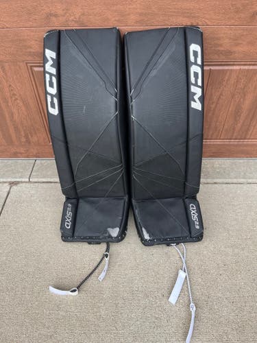 32+1 CCM Axis 2.9 Goalie Leg Pads All Black