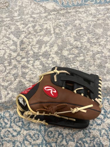 Used 2023 Rawlings Right Hand Throw Premium Series Baseball Glove 12"
