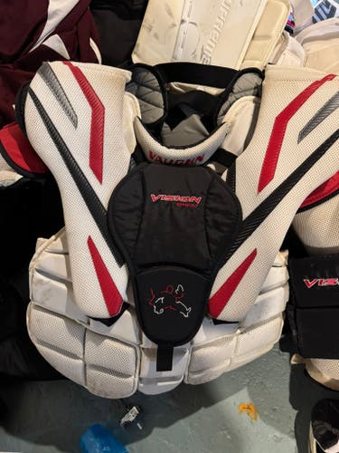 Used Large Vaughn Vision 9400 Goalie Chest Protector