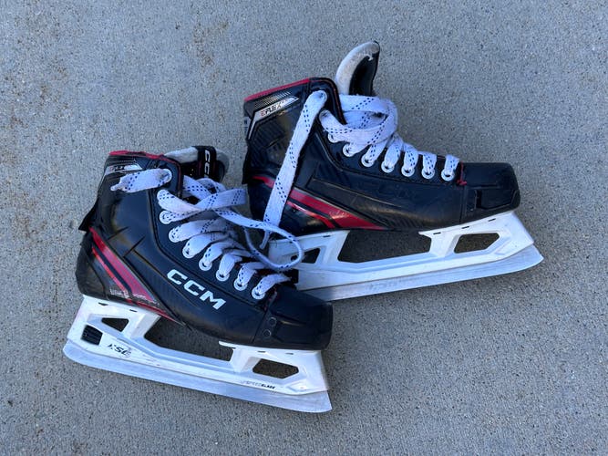 CCM EFlex E6.5 Junior Hockey Goalie Skates Regular Width Size 4 - free shipping