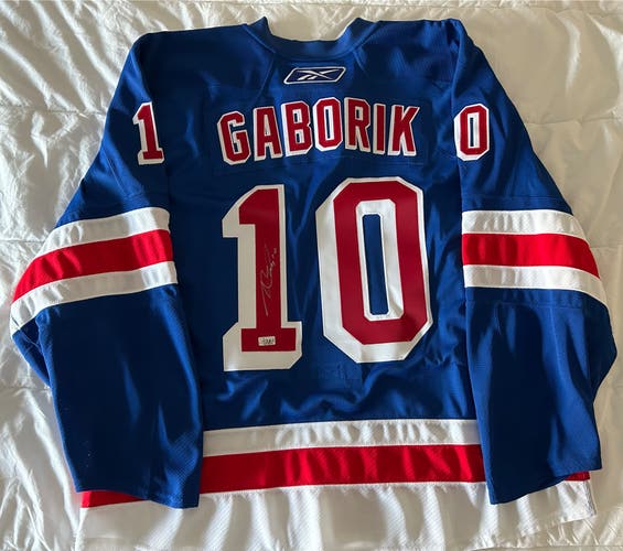 Signed NYR Gaborik Jersey