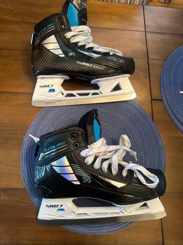 Used Senior True TF9 Hockey Goalie Skates Regular Width 7