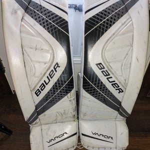 Used Int Small Bauer Vapor X900 Goalie Leg Pads