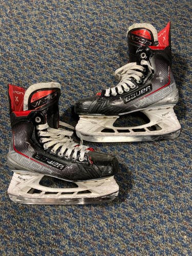 Used Intermediate Bauer LTX Pro+ Hockey Skates 6.5