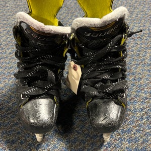 Junior Bauer Supreme 3S Hockey Skates | Size 3