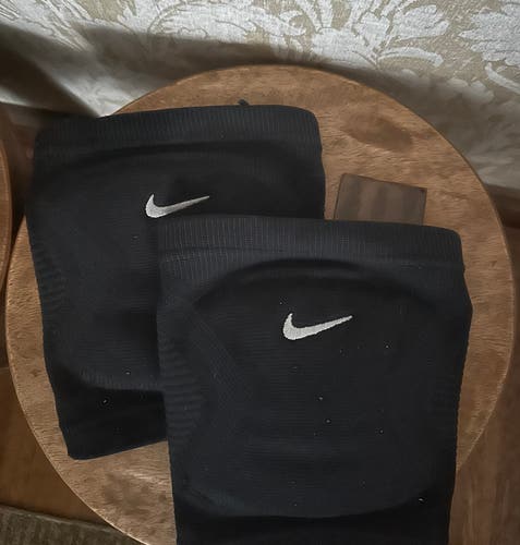 Nike Volleyball Knee pads Adult Small