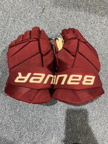 Used Arizona Coyotes Maroon Bauer 14" Vapor Hyperlite Gloves