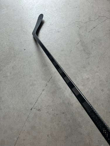 New Senior Bauer Right Hand P92 70 Flex Pro Stock Proto-R Hockey Stick Blackout Pro+