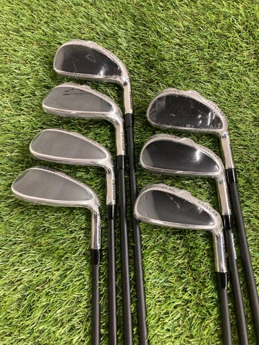 Used Women's Cleveland Launcher XL Halo Iron Set Right Handed Ladies Flex Graphite Shaft