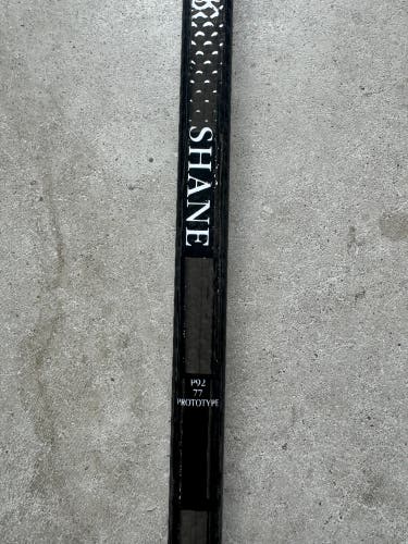 New Senior Bauer Right Hand P92 77 Flex Pro Stock Proto-R Hockey Stick Blackout Pro+