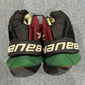Lightly Used Arizona Coyotes Bauer 14" Pro Stock Vapor 2X Pro Gloves