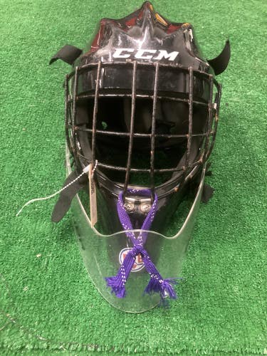 Black Used Senior CCM 7000 Goalie Mask