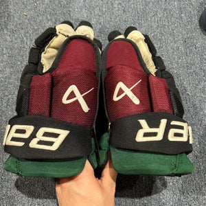 Lightly Used Arizona Coyotes Kerf Bauer 13" Pro Stock Vapor Hyperlite Gloves