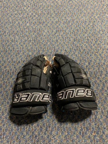 Black Used Senior Bauer Nexus N9000 Gloves 15"