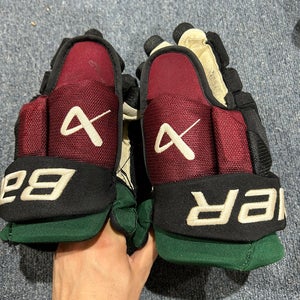 Lightly Used Arizona Coyotes Kerf Bauer 13" Pro Stock Vapor Hyperlite Gloves