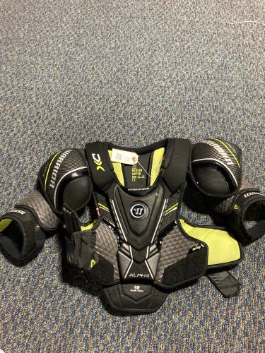 Used Medium Senior Warrior Alpha DX Pro Shoulder Pads