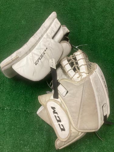 White Used Intermediate CCM EFLEX 5.9 Goalie Glove & Blocker Set Full Right