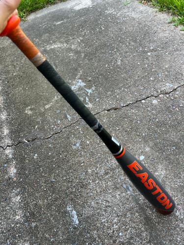 Used Kid Pitch (9YO-13YO) Easton Maxum Ultra Bat USSSA Certified (-10) Composite 18 oz 28"