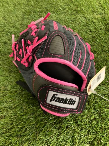 Used Kid Pitch (9YO-13YO) Franklin Fastpitch Pro Left Hand Throw Softball Glove 11"