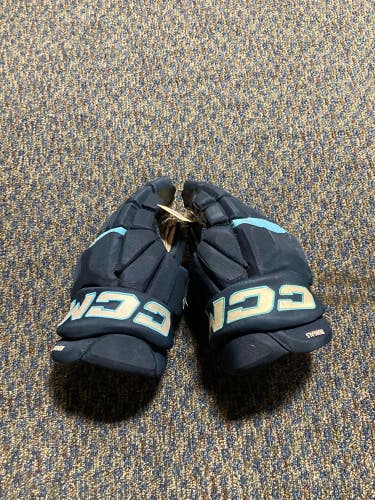 Blue Used Senior CCM HG95C Gloves 15"