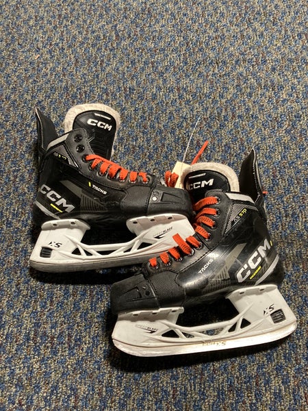Junior CCM Tacks AS-570 Hockey Skates | Size 3 I Wide