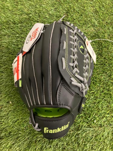 Black Used Kid Pitch (9YO-13YO) Franklin Fieldmaster Right Hand Throw Baseball Glove 12"