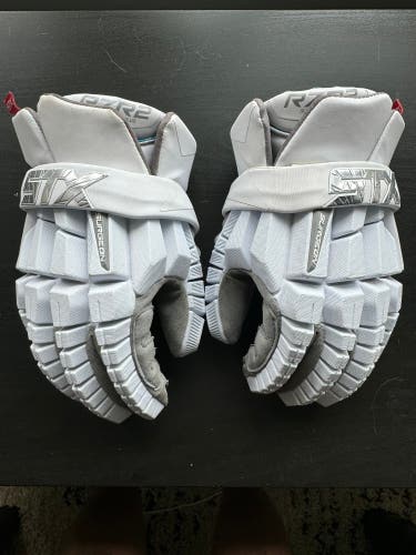 STX Surgeon RZR2 gloves medium used white