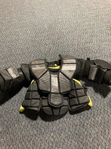 Used Junior Large/Extra Large Warrior Ritual GT2 Goalie Chest Protector