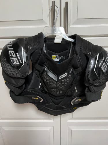 New Bauer Supreme 3S Pro Shoulder Pads
