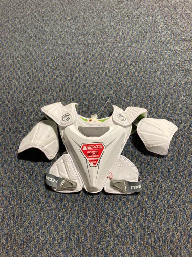 Used Small Youth Maverik M5 Shoulder Pads