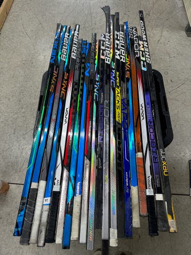 x20 - Lot of Broken Hockey Sticks for Projects or Repair - #Bundle203