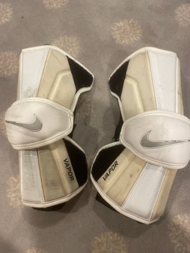 Nike Vapor Arm Guards