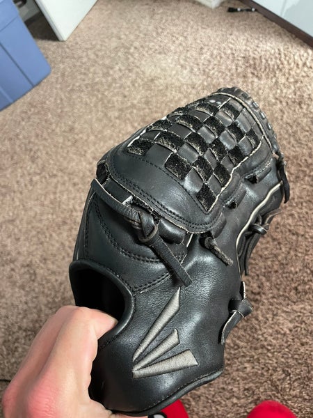 Easton baseball glove