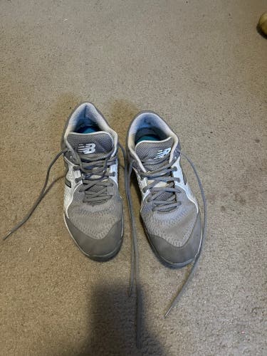 Gray Used Men's Molded Baseball Cleats