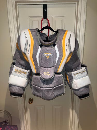 Used  XL Vaughn  Ventus LT98 Goalie Chest Protector