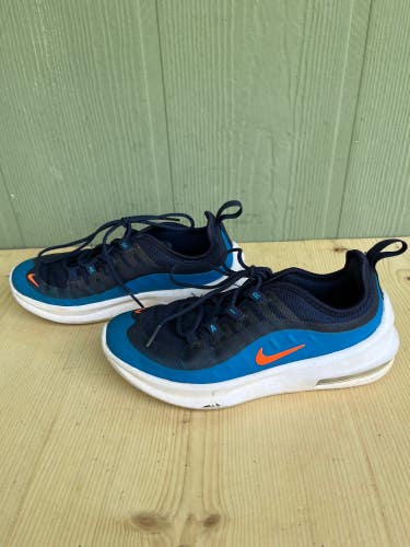 Blue Used Youth Unisex Nike Air Max Sneakers 2Y